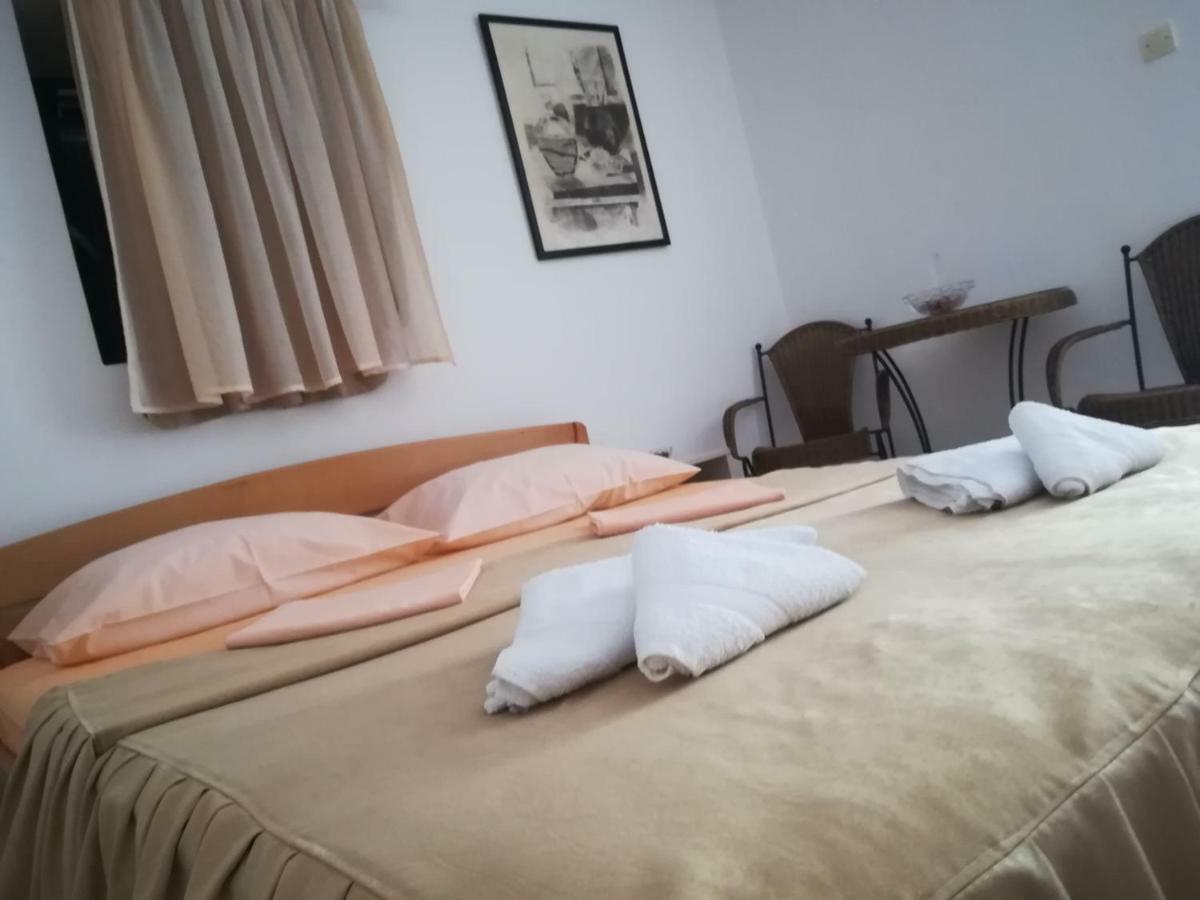 Apartments Vila San Kamenari Oda fotoğraf